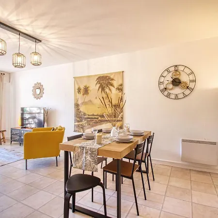 Apartment Le Capricorne By Interhome